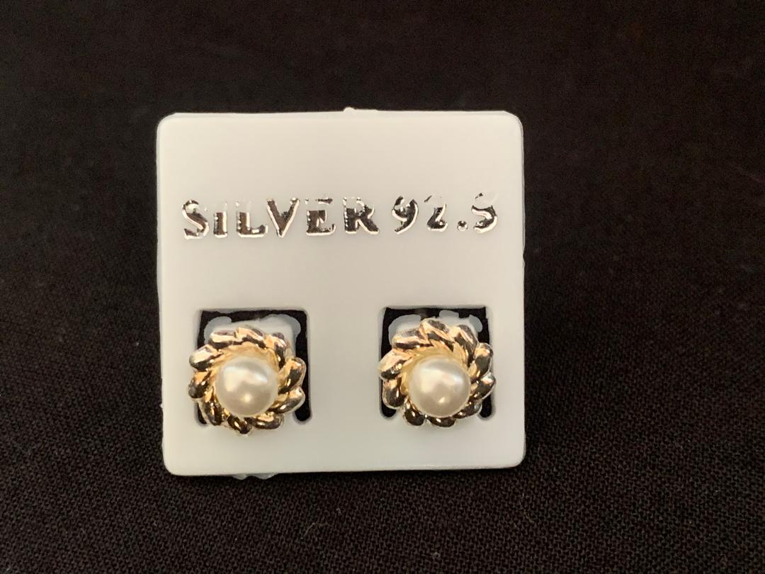 Pearl Silver Earring