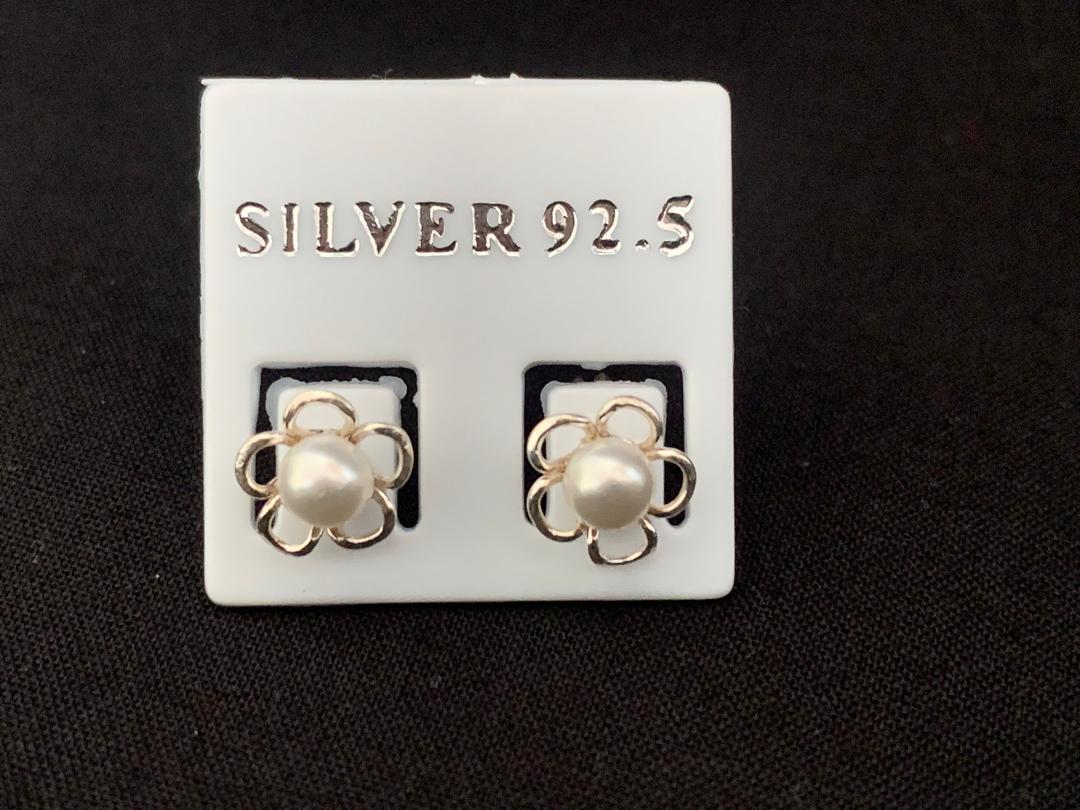 Silver Earring Pearl