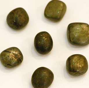 Bruised Tumbled Rocks Tumbled Stones